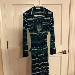 Stylish Blue and Green Patterned Dress